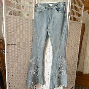 Pearl & Flower Embellished Light Denim Jeans